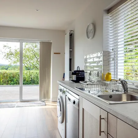 Апартаменты 1 Bedroom Ballaghderg *